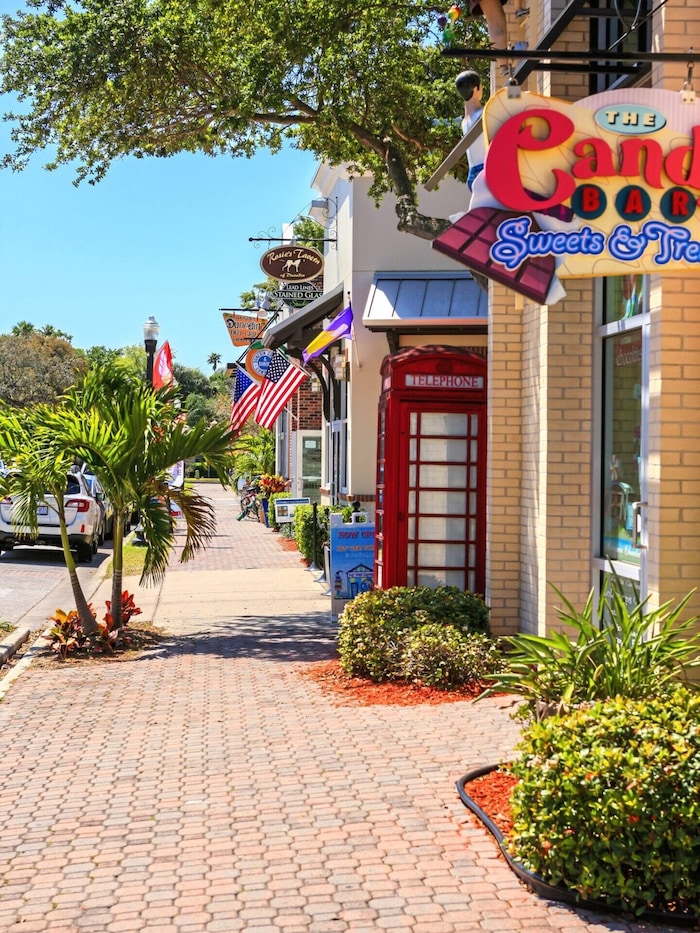 Dunedin bezaubert durch „alten“ Charme und Architektur.