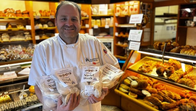 Christoph Pietschnigg (41) betreibt seit 2004 die gleichnamige Bäckerei in der Künstlerstadt ...