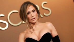 Jennifer Lopez spricht offen über Hass, Druck und Selbstzweifel – und wie sie gelernt hat, sich ...