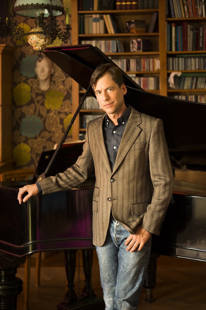 US-Pianist Adam Benzwi sorgt für die musikalische Untermalung in „Ein deutsches Leben“