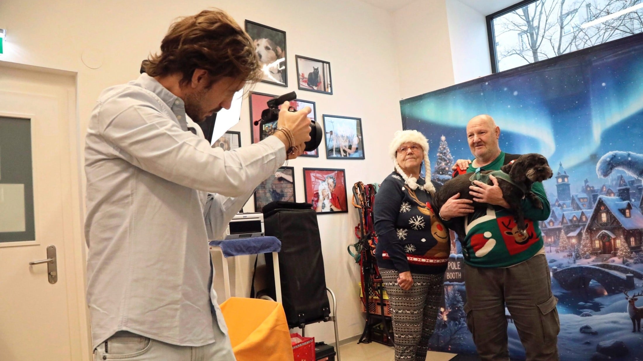 Chaluk beim Festhalten besonderer Momente.