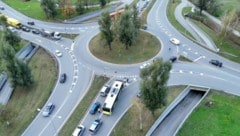 Der Umstieg auf Öffis, Drahtesel und Auto-Sharing spart Spritgeld.