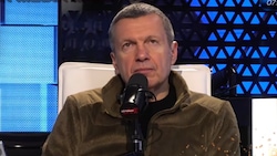 Solowjow bei seiner Radiosendung „Vollkontakt“