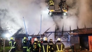 Ein übergreifen auf weitere Gebäude konnte noch rechtzeitig verhindert werden.