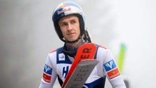 EPA/MARTIN DIVISEK Daniel Tschofenig „opfert“ einen halben Tag seines Weihnachtsurlaubes für die ...