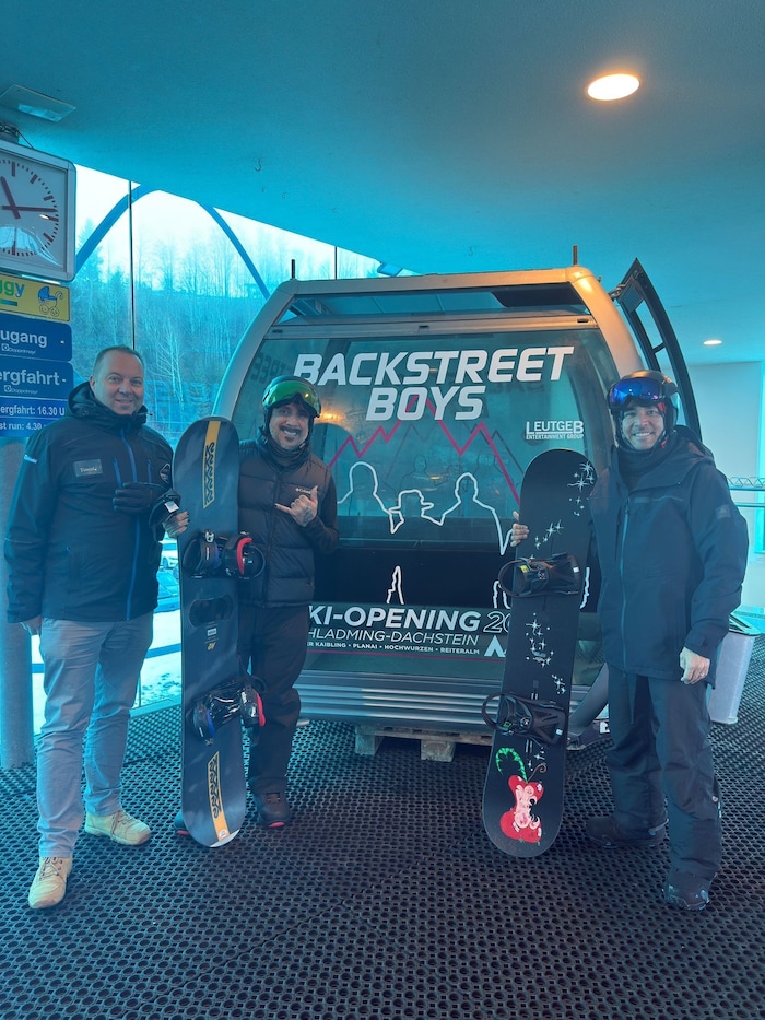 Nach den Backstreet Boys (im Bild: Howie und AJ) freut sich Daniel Berchthaller (li.) auf viele ...