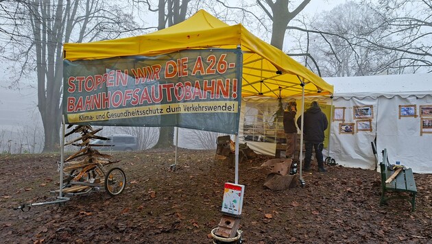 Das Camp ist seit mehr als zwei Monaten durchgehend besetzt