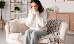 Niesreiz ist oft das erste Symptom einer entzündeten Nasenschleimhaut aufgrund einer Allergie.