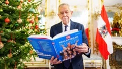 Der Präsident und die „Krone“-Schlagzeilen: Van der Bellen gibt sich nach dem erneuten ...