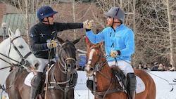Prinz Harry mit seinem Kumpel Nacho Figueras beim Schnee-Polo in Aspen