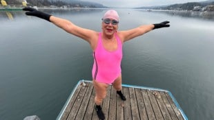 Ingrid Bein schwimmt im Winter fast täglich im Wörthersee.