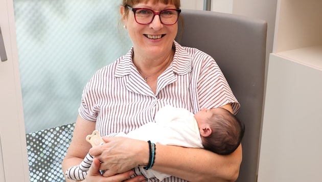 Martina Stadlbauer engagiert sich ehrenamtlich für Babys.