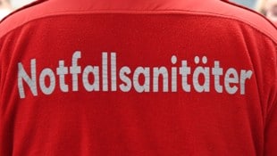 Die Verbrennungen waren so schwer, dass der Jugendliche ins Krankenhaus eingeliefert werden ...