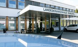 Hier wird ein Hallenbad betrieben – noch. 
