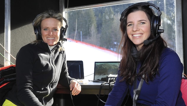 Alexandra Meissnitzer (li.) kommentierte und moderierte bis vor Kurzem im TV, hier im Einsatz ...