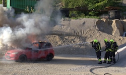 Im Einsatz oder bei der Übung an vorderster Front stehen die Kameraden, um in der Not rasch zu ...