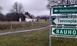 Hängt hier bald ein weiteres Schild mit der Aufschrift „Pflegestützpunkt“?