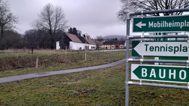 Hängt hier bald ein weiteres Schild mit der Aufschrift „Pflegestützpunkt“?