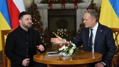 Von links: Der ukrainische Präsident Wolodymyr Selenskyj hat am Freitag den polnischen ...