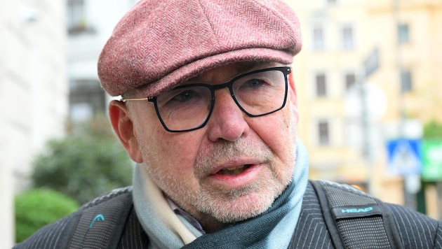 Der frühere Bundeskanzler und Neo-Pensionist Alfred Gusenbauer kann sich über 5400 Euro brutto ...