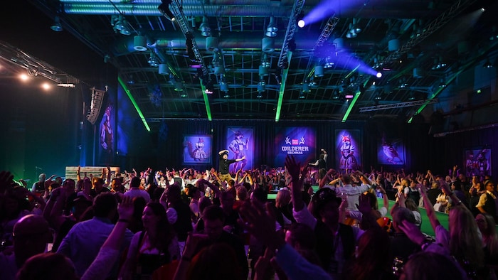 Ob edel, sexy, ausgeflippt oder trashig – alles ist erlaubt, solange es trachtig ist.