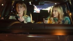 Toni Collette und Kate Winslet als entfremdete Schwestern