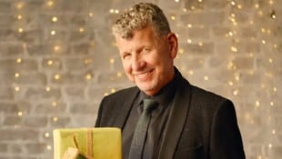 Schlagerstar Semino Rossi spricht über sein Weihnachtsfest.