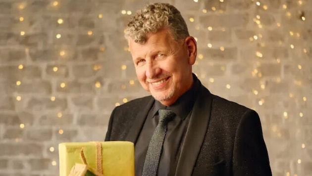 Schlagerstar Semino Rossi spricht über sein Weihnachtsfest.