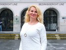 Monika Ring vor dem Landesgericht Linz