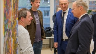 LH Thomas Stelzer und LR Christian Dörfel besuchten die Werkstätte der Lebenshilfe.