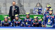 Fragende Gesichter auf der VSV-Bank. Die jüngste Formkurve zeigt nach unten.