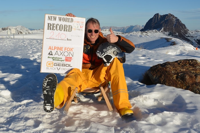 Daumen hoch bei Rolf Majcen.