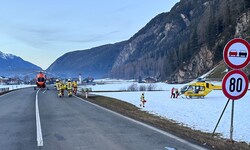 Auch zwei Hubschrauber standen im Einsatz.