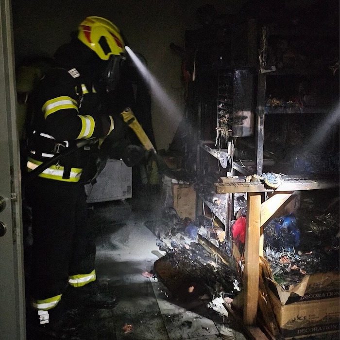 In einem Werkzeugraum brach das Feuer aus.