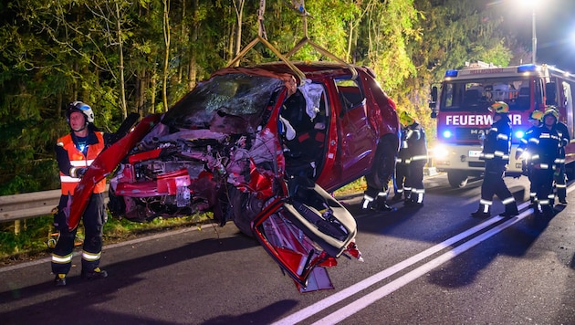 The 58-year-old man from Linz died in this car after the accident.