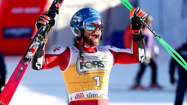 Marco Schwarz hat den Riesenslalom in Alta Badia gewonnen.