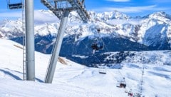 Laut den Ermittlungen dürften zwei Doppelsessel ineinander gerutscht sein.