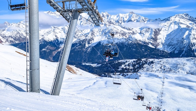 Laut den Ermittlungen dürften zwei Doppelsessel ineinander gerutscht sein.