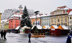 2021 lag Mitte Dezember in Graz Schnee, bis zum Heiligen Abend war nichts mehr übrig. Heuer soll ...