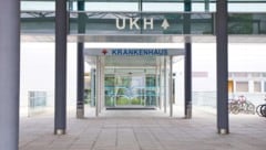 Der verletzte Radfahrer wurde ins Unfallkrankenhaus Linz gebracht.