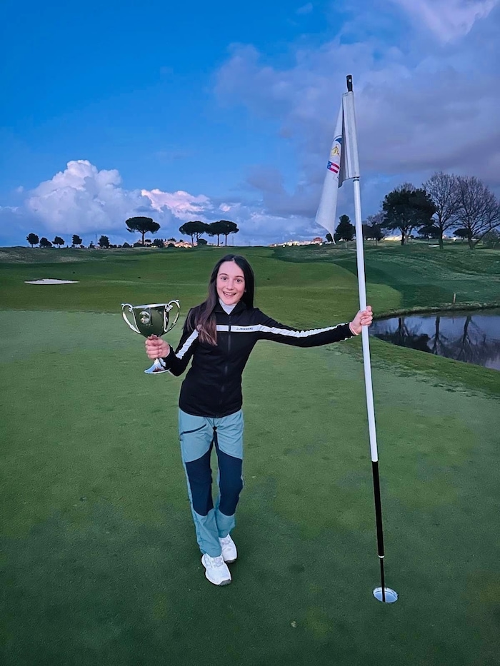 Samira nach ihrem Sieg beim Marco Simone Invitational in Rom.