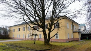Das alte Bezirksgericht sollte die Polizei beherbergen.