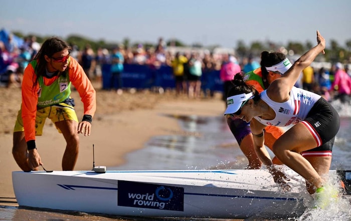 Beim Beachsprint muss Lobnig rudern und laufen.