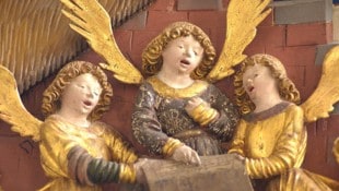 Singende Engel: Ausschnitt aus dem Flügelaltar in der Wallfahrtskirche St. Wolfgang ob Grades, ...