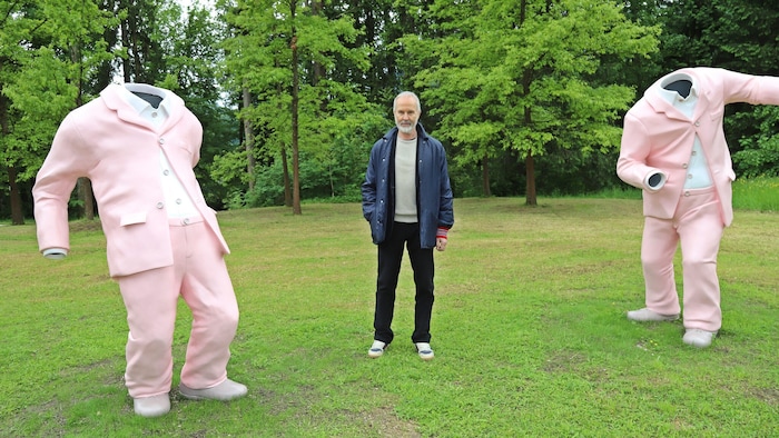 Erwin Wurm im Kaiserpark in Bad Ischl
