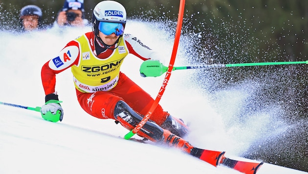 Fabio Gstrein dropped back in the decision.