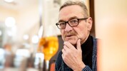 Ferry Öllinger stammt aus Leonding, Oberösterreich; der Schauspieler ist seit 1995 regelmäßig in ...