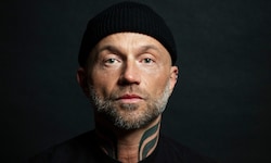 Nach seinem ersten Mundart-Album „Hoss Mi“, meldet sich der Linzer Rapper Chakuza mit dem ...