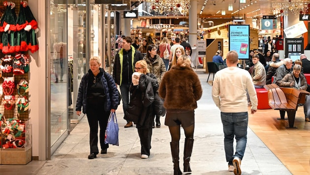 In den Einkaufszentren geht es noch rund.