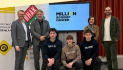 HAK-Schüler sammeln mit einer Pixel-Aktion Spenden für die Krebshilfe. 